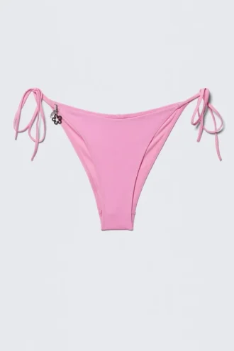 Braguita de bikini con tiras y adorno – Rosa claro