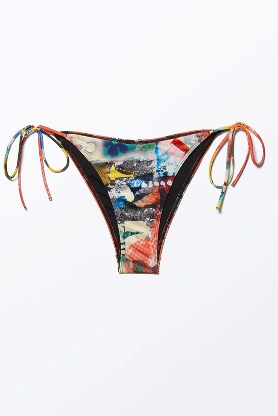 Braguita de bikini estampada con tirantes – Multicolor – Abstract Bloom Braguita de bikini estampada con tirantes – Multicolor – Abstract Bloom