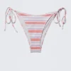 Braguita de bikini estampada con tirantes – Rayas moradas y rojas Braguita de bikini estampada con tirantes – Rayas moradas y rojas