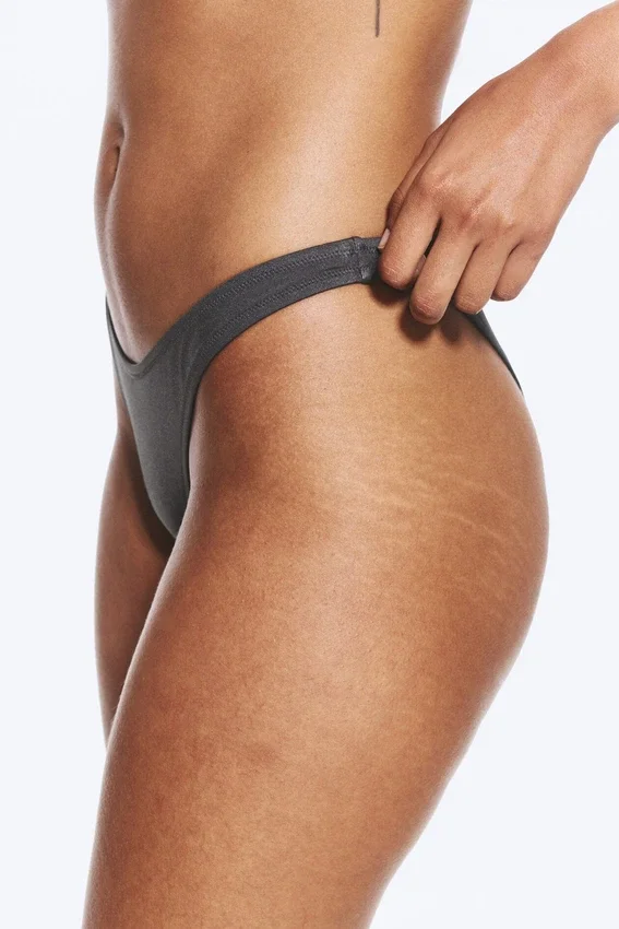 Braguita de bikini mini brasileña – Gris oscuro Braguita de bikini mini brasileña – Gris oscuro