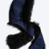 Bufanda con capucha de piel sintética – Azul oscuro Bufanda con capucha de piel sintética – Azul oscuro