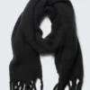 Bufanda gruesa con flecos – Negro