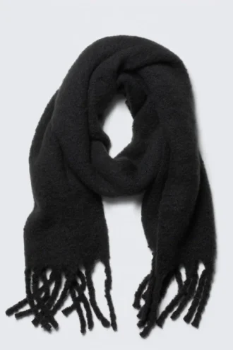 Bufanda gruesa con flecos – Negro