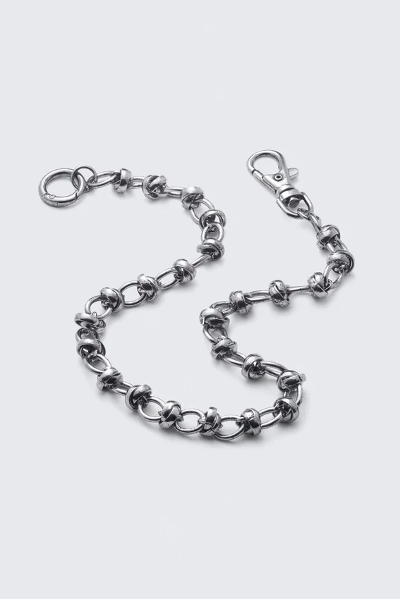 Cadena para pantalones con eslabones gruesos anudados – Plata Cadena para pantalones con eslabones gruesos anudados – Plata