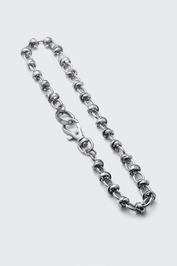 Cadena para pantalones con eslabones gruesos anudados – Plata Cadena para pantalones con eslabones gruesos anudados – Plata