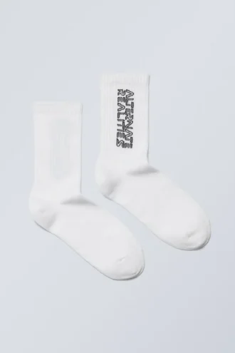 Calcetines con estampado deportivo – Alternate Realities