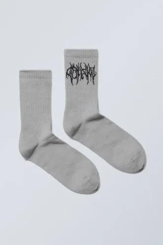 Calcetines con estampado deportivo – Gris polvoriento Wizard
