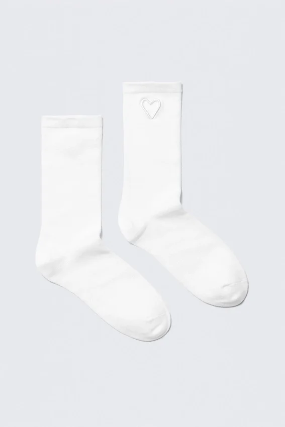 Calcetines cortos con corte en forma de corazón – Blancos Calcetines cortos con corte en forma de corazón – Blancos