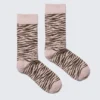 Calcetines de caña media con jacquard – Rayas de tigre rosa Calcetines de caña media con jacquard – Rayas de tigre rosa