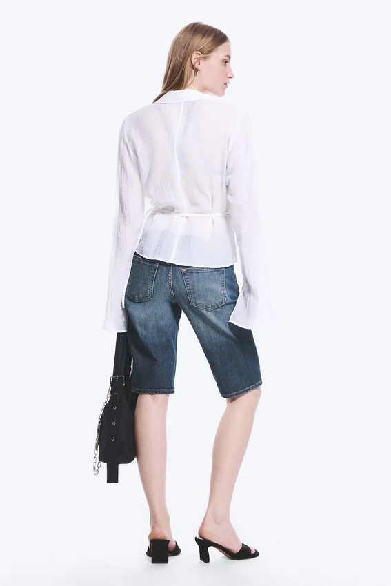 Camisa cruzada de manga larga con textura – Blanco transparente Camisa cruzada de manga larga con textura – Blanco transparente