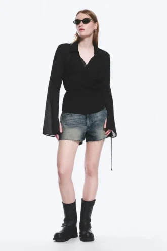 Camisa cruzada de manga larga con textura – Negro transparente