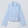 Camisa cruzada de manga larga de popelín – Rayas azules Camisa cruzada de manga larga de popelín – Rayas azules