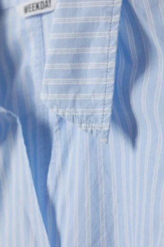 Camisa cruzada de manga larga de popelín – Rayas azules