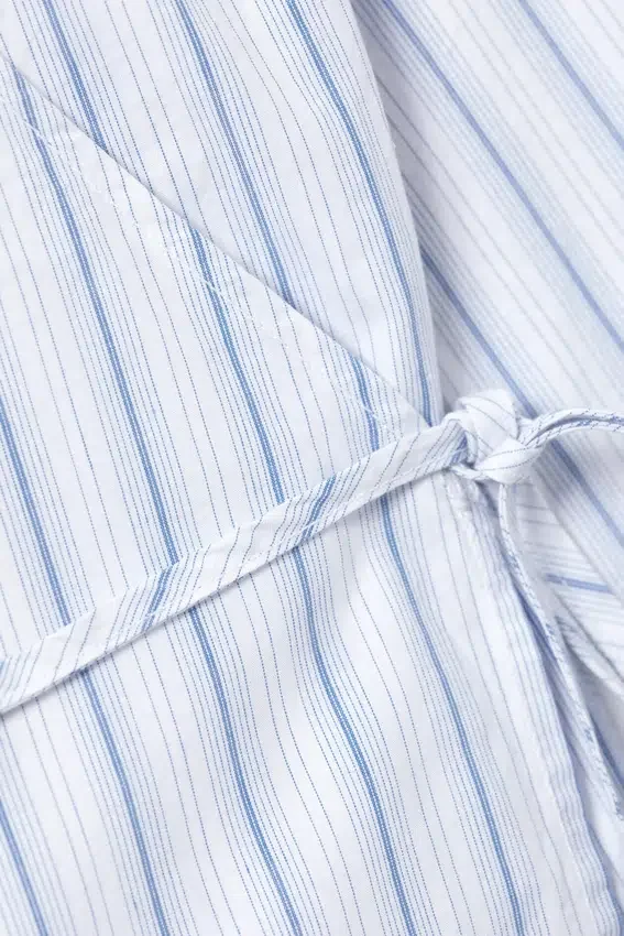 Camisa cruzada de manga larga de popelín – Rayas azules Camisa cruzada de manga larga de popelín – Rayas azules