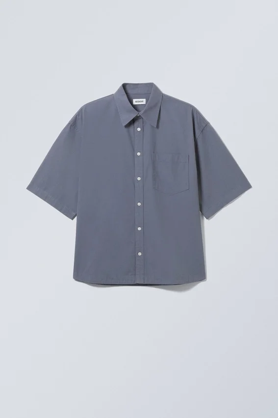 Camisa de pantalón corto de algodón fresco – Azul empolvado Camisa de pantalón corto de algodón fresco – Azul empolvado