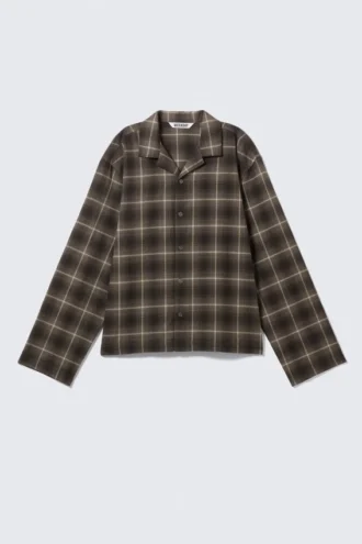 Camisa de pijama holgada de franela – A cuadros marrón oscuro