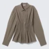 Camisa de popelín de algodón con fruncido en la cintura – Rayas marrones Camisa de popelín de algodón con fruncido en la cintura – Rayas marrones