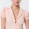 Camisa de resort entallada de manga corta – Rayas rosa melocotón