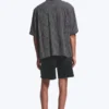 Camisa holgada de mezcla de lino de manga corta – Rayas gris oscuro Camisa holgada de mezcla de lino de manga corta – Rayas gris oscuro