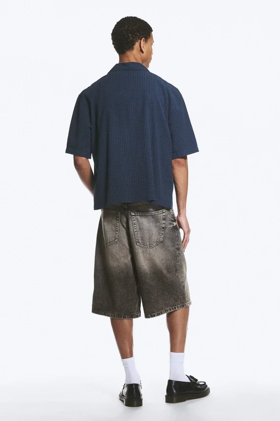 Camisa holgada de pantalón corto estilo resort – A cuadros azul oscuro Camisa holgada de pantalón corto estilo resort – A cuadros azul oscuro