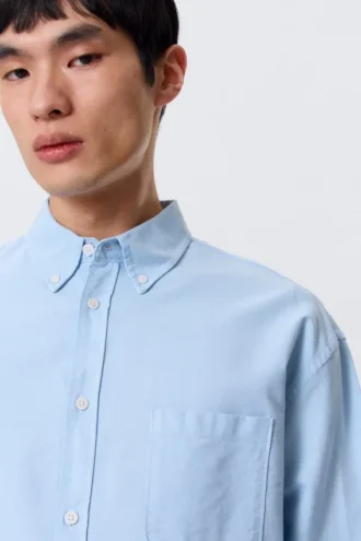 Camisa Oxford de corte recto y manga larga – Azul claro