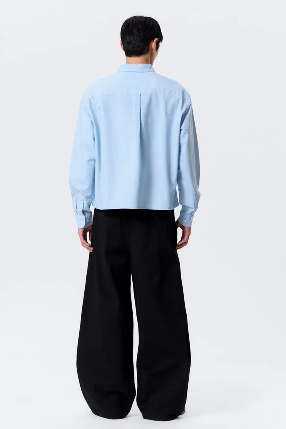 Camisa Oxford de corte recto y manga larga – Azul claro Camisa Oxford de corte recto y manga larga – Azul claro