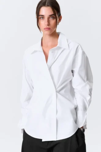 Camisas de algodón de manga larga con botones cruzados – Blanca