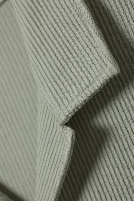 Camisas de estilo resort holgadas de punto elástico – Salvia Camisas de estilo resort holgadas de punto elástico – Salvia