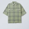 Camisas de manga corta a cuadros oversize – Cuadros verde apagado Camisas de manga corta a cuadros oversize – Cuadros verde apagado