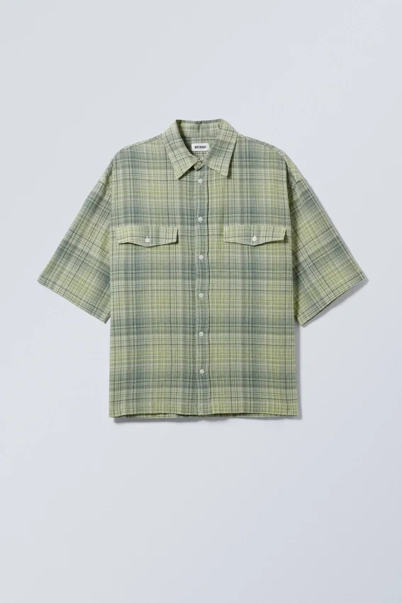 Camisas de manga corta a cuadros oversize – Cuadros verde apagado Camisas de manga corta a cuadros oversize – Cuadros verde apagado