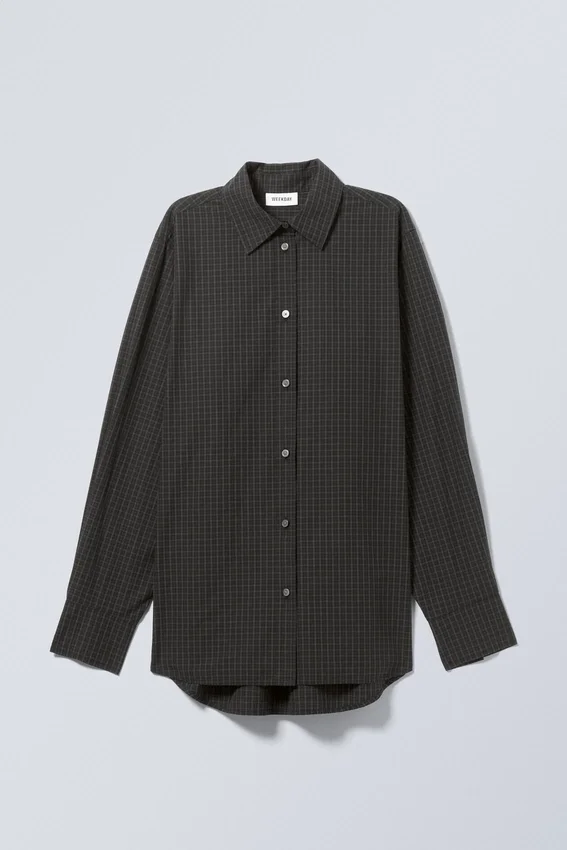 Camisas de popelín de corte regular – Negro oscuro Camisas de popelín de corte regular – Negro oscuro