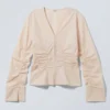 Camisas de popelín fruncidas con cuello en V – Beige