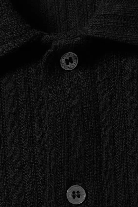 Camisas de punto de manga corta con botones – Negro Camisas de punto de manga corta con botones – Negro