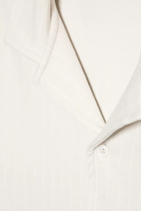 Camisas de resort de manga corta con textura – Gris claro Camisas de resort de manga corta con textura – Gris claro