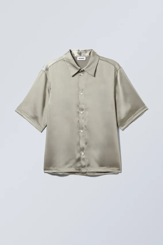 Camisas de satén brillantes de manga corta – Verde claro apagado Camisas de satén brillantes de manga corta – Verde claro apagado