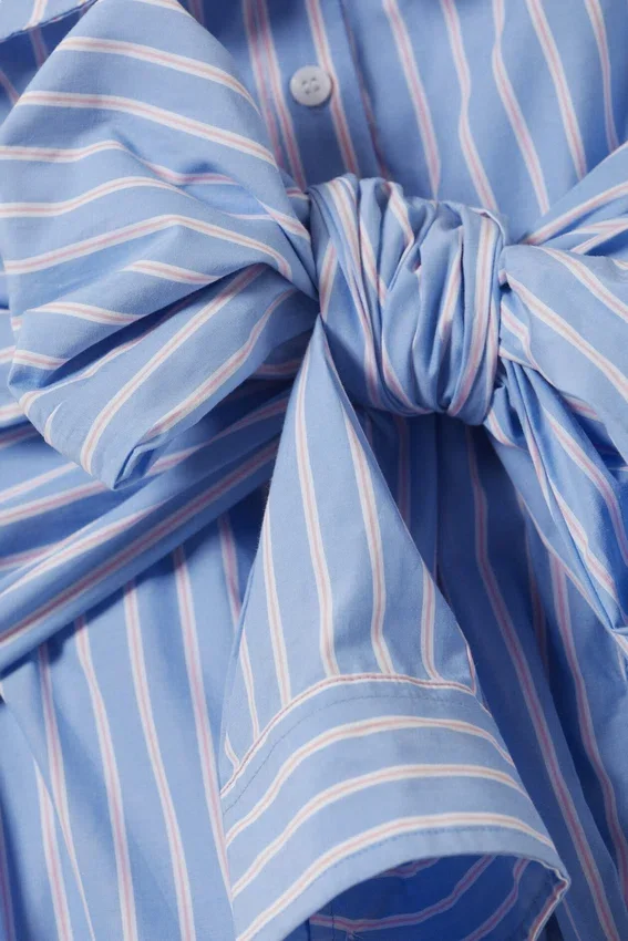 Camisas de tirantes con lazo delantero a rayas – Azul y rosa Camisas de tirantes con lazo delantero a rayas – Azul y rosa
