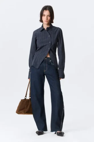 Camisas entalladas asimétricas de popelín – Rayas azul oscuro