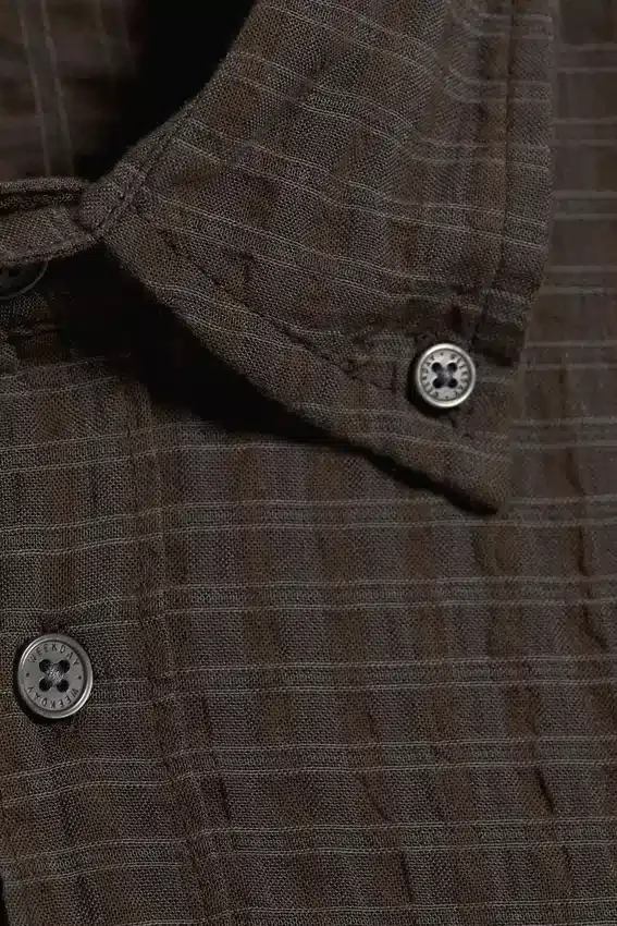 Camisas estructuradas de corte cuadrado – A cuadros marrón oscuro Camisas estructuradas de corte cuadrado – A cuadros marrón oscuro