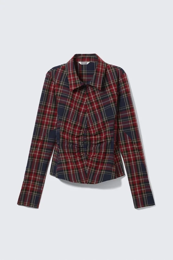 Camisas fruncidas con cuello – Rojo oscuro Camisas fruncidas con cuello – Rojo oscuro