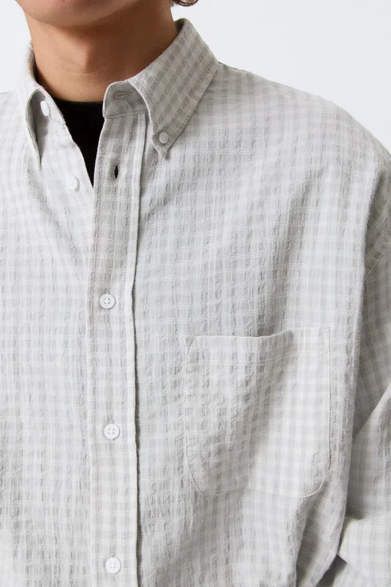 Camisas holgadas con botones y estructura – A cuadros grises Camisas holgadas con botones y estructura – A cuadros grises