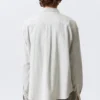 Camisas holgadas con botones y estructura – A cuadros grises Camisas holgadas con botones y estructura – A cuadros grises