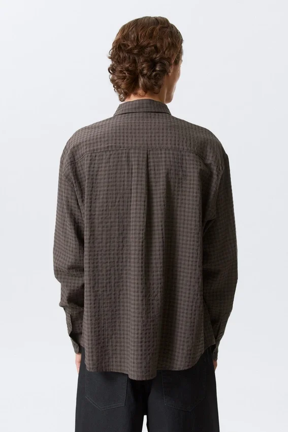 Camisas holgadas con estructura y botones – A cuadros marrón oscuro Camisas holgadas con estructura y botones – A cuadros marrón oscuro