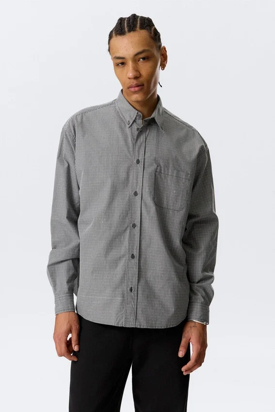 Camisas holgadas de popelín con botones – Cuadros negros Camisas holgadas de popelín con botones – Cuadros negros