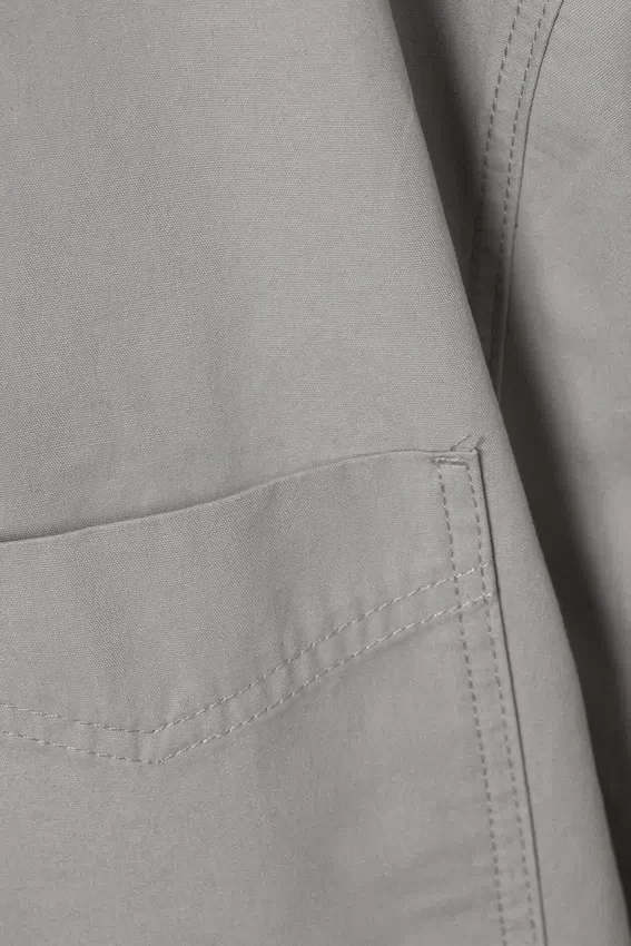 Camisas oversize de lona de algodón de manga corta – Gris claro Camisas oversize de lona de algodón de manga corta – Gris claro