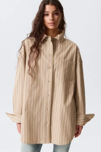 Camisas oversize de manga larga – Rayas beige