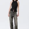 Camisas sin mangas con cuello halter – Negro