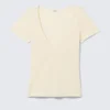 Camiseta ajustada con cuello en V profundo – Crema Camiseta ajustada con cuello en V profundo – Crema