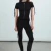 Camiseta ajustada con nudos – Negro