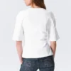 Camiseta ajustada con pinzas – Blanca Camiseta ajustada con pinzas – Blanca