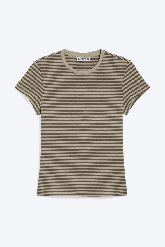 Camiseta ajustada de algodón de manga corta – Rayas oscuras y claras Camiseta ajustada de algodón de manga corta – Rayas oscuras y claras